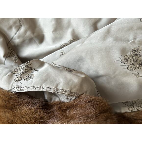 mink fur coat Size Large Collared Honey Brown Color - Picture 9 of 12